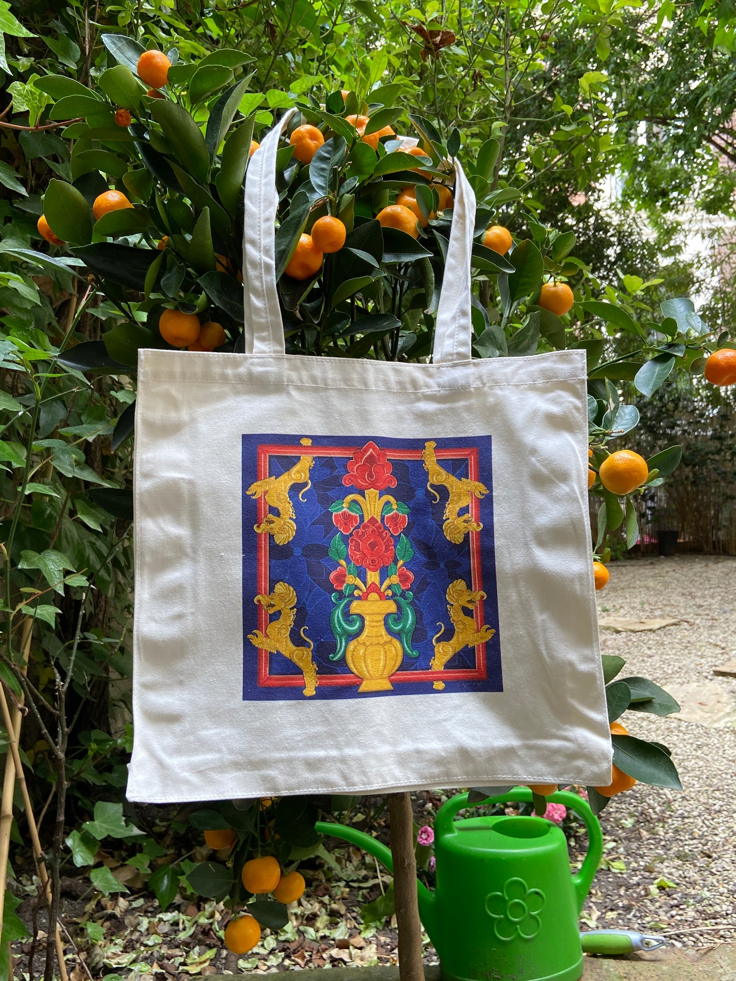 Pre-order Tote Bag (Walk Around Town)